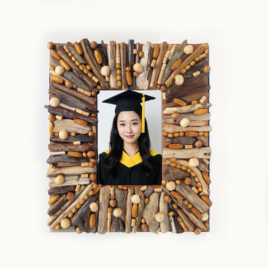 Driftwood Frame - 4 x 6 Moments